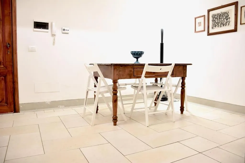Belle Donne Historical Apartment - City Center Firenze Italien
