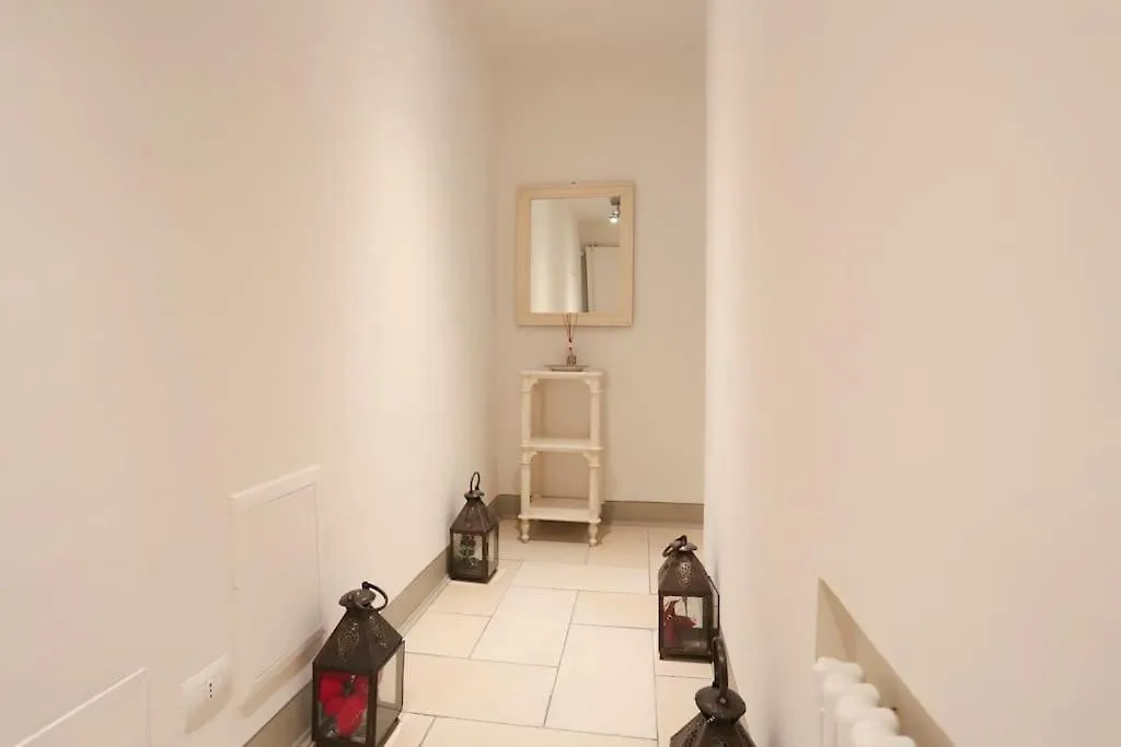 Belle Donne Historical Apartment - City Center Florencja